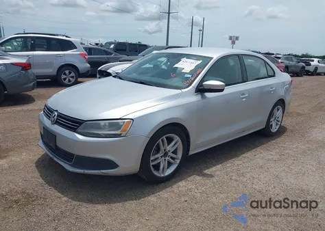2013 Volkswagen Jetta 2.5L Se z USA, uszkodzony, nr VIN 3VWDX7AJ5DM454242